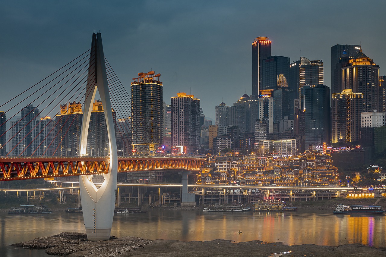 重慶華南城最新動態(tài)，城市商業(yè)繁榮與商業(yè)脈搏的見證者