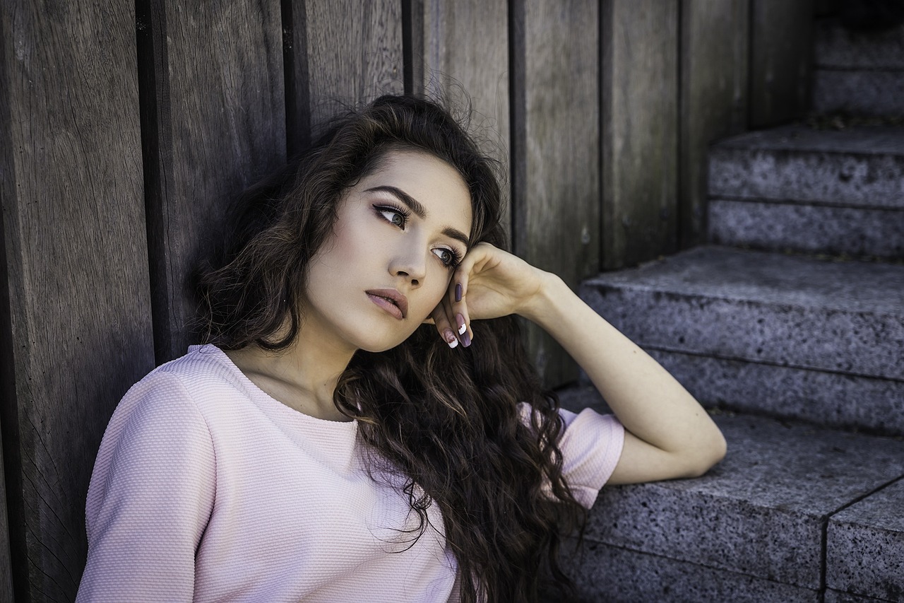 最新卷發(fā)發(fā)型圖片大放送，時(shí)尚潮流卷發(fā)造型展示