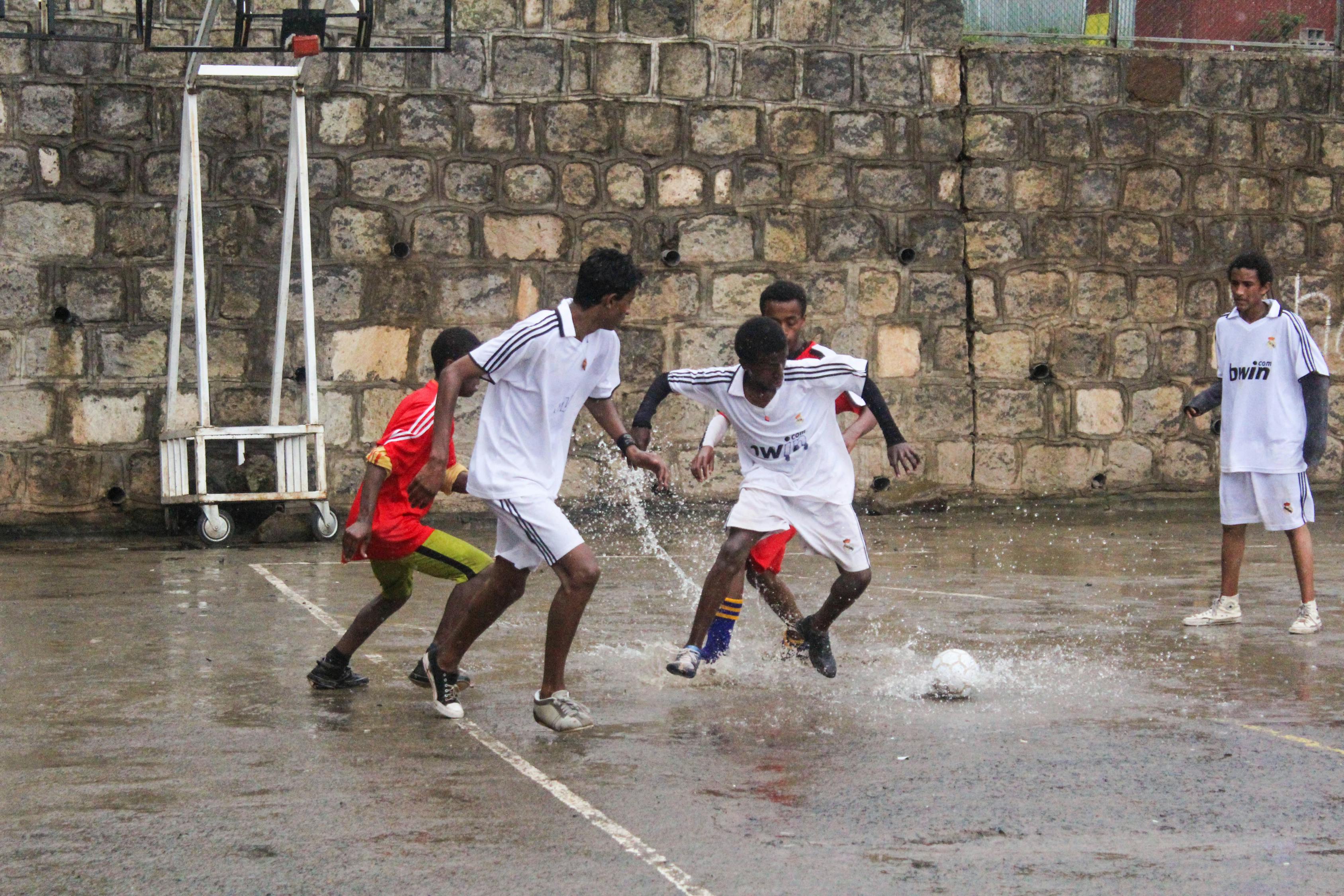 熱血瞬間，拔河比賽的激烈對決