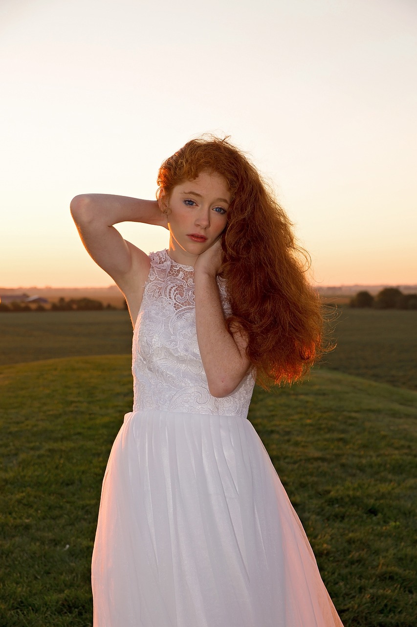 動(dòng)漫金發(fā)美女，魅力與個(gè)性的完美展現(xiàn)