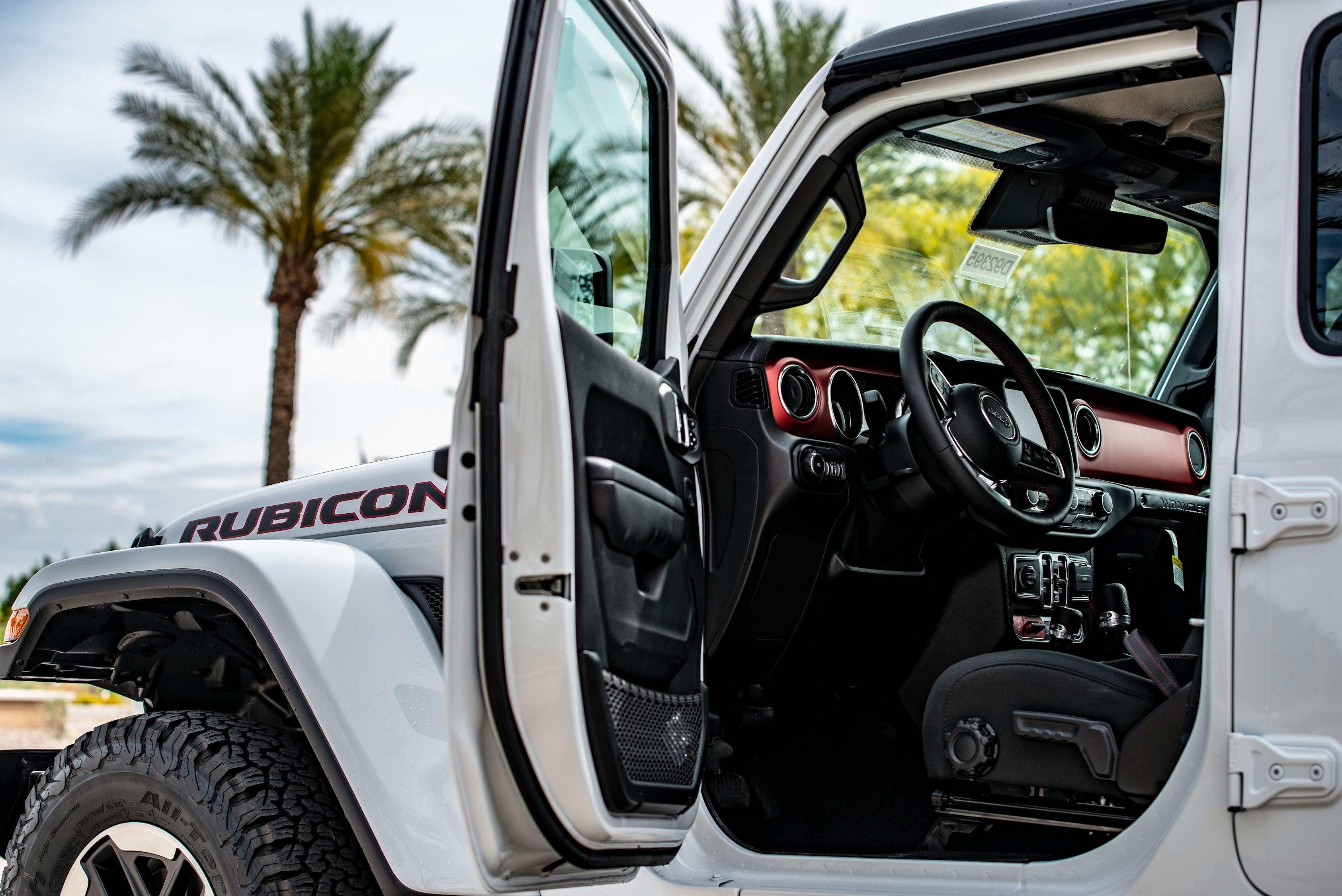 革新農(nóng)業(yè)動(dòng)力，最新全輪驅(qū)動(dòng)盤式拖拉機(jī)亮相！