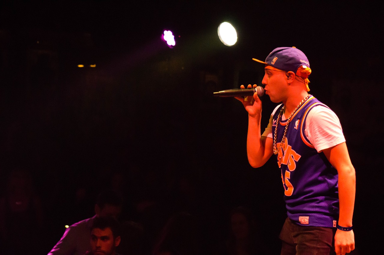 長輩與演員表，舞臺與生活間的深刻聯(lián)系