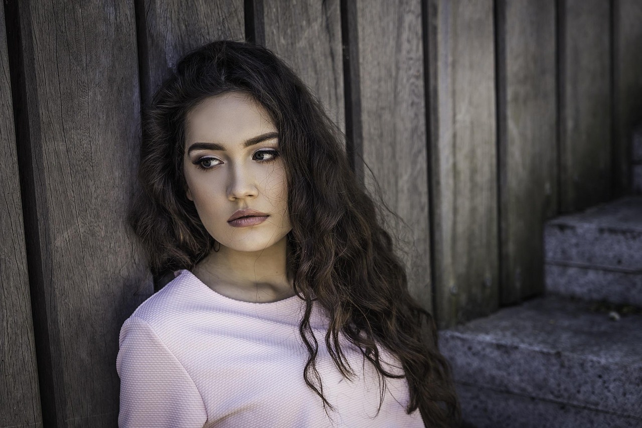 最新中長發(fā)發(fā)型圖片大賞，時尚魅力展現(xiàn)