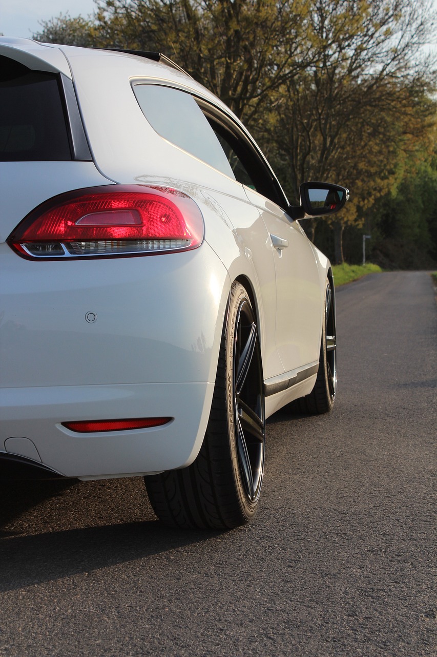 紅旗新能源汽車(chē)價(jià)格表與市場(chǎng)影響力分析