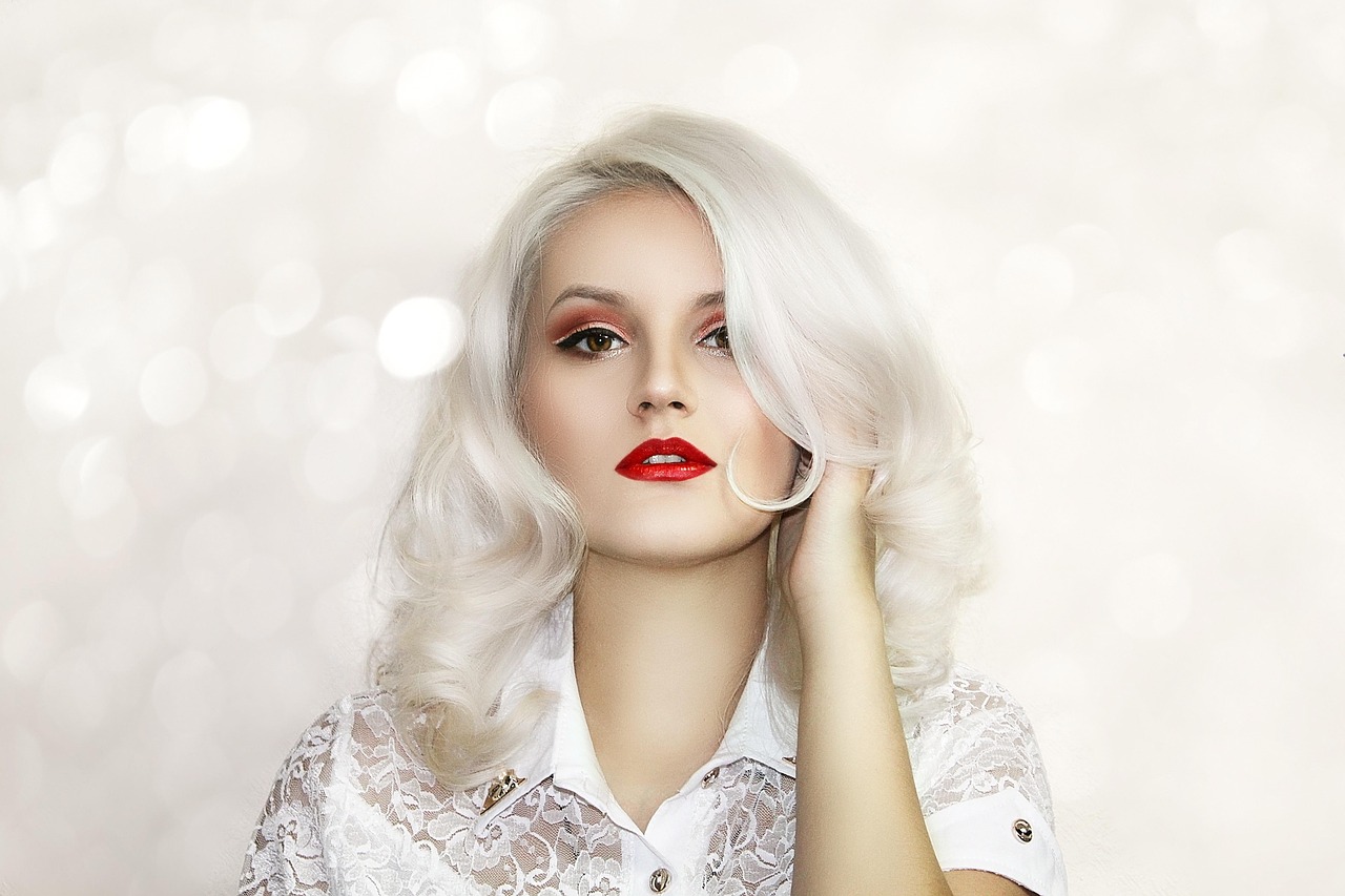 伊菲最新寫真——展現(xiàn)時尚魅力的完美瞬間