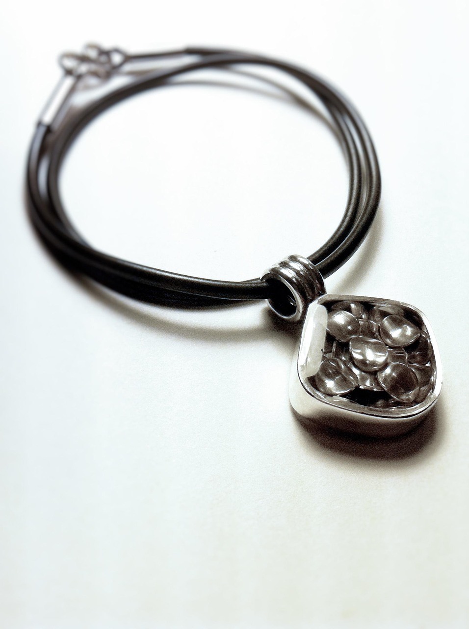 陸一鳴持續(xù)引領(lǐng)潮流，最新動(dòng)態(tài)與成就展現(xiàn)無限魅力