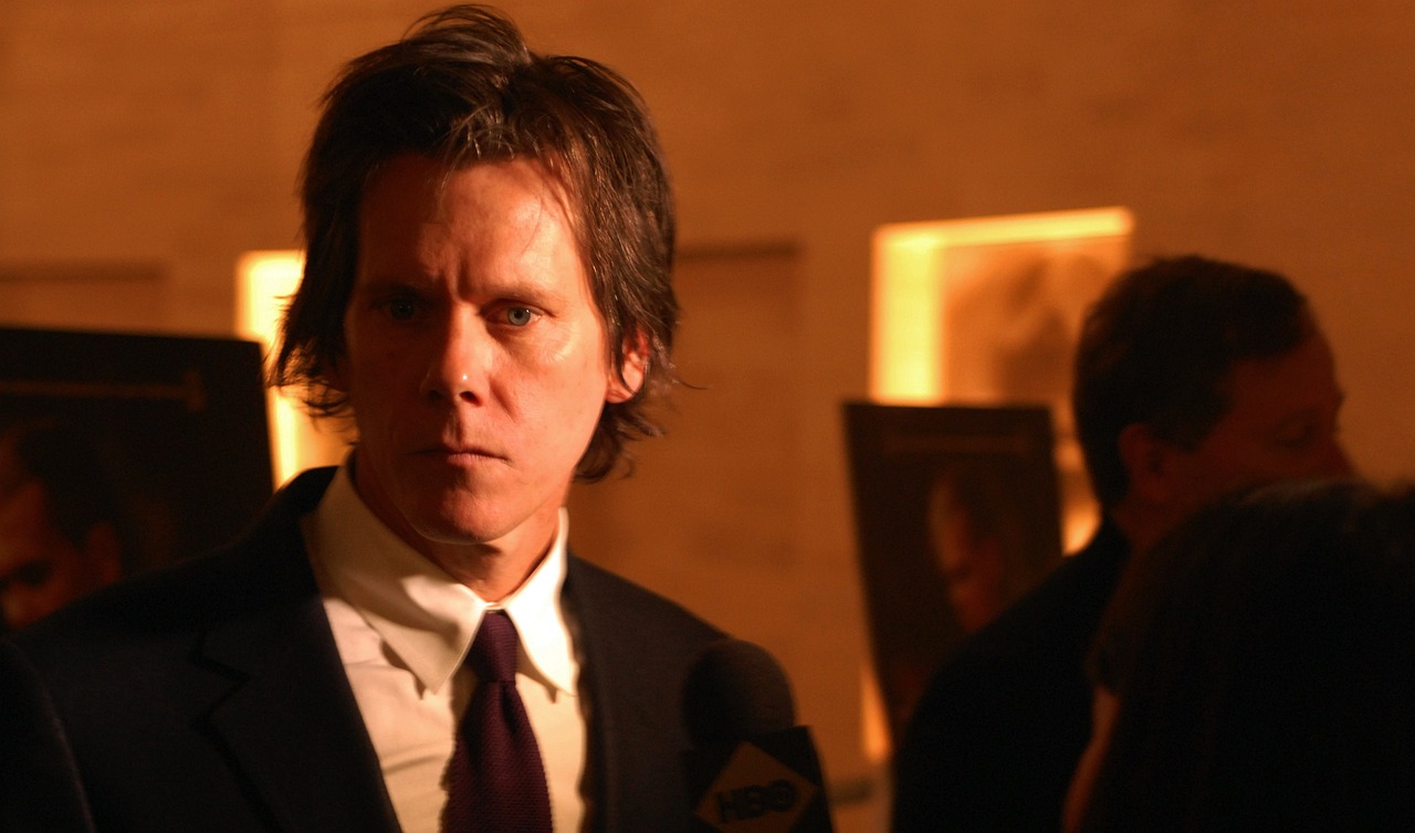 演員何晴，才華橫溢的影視巨星個(gè)人資料揭秘