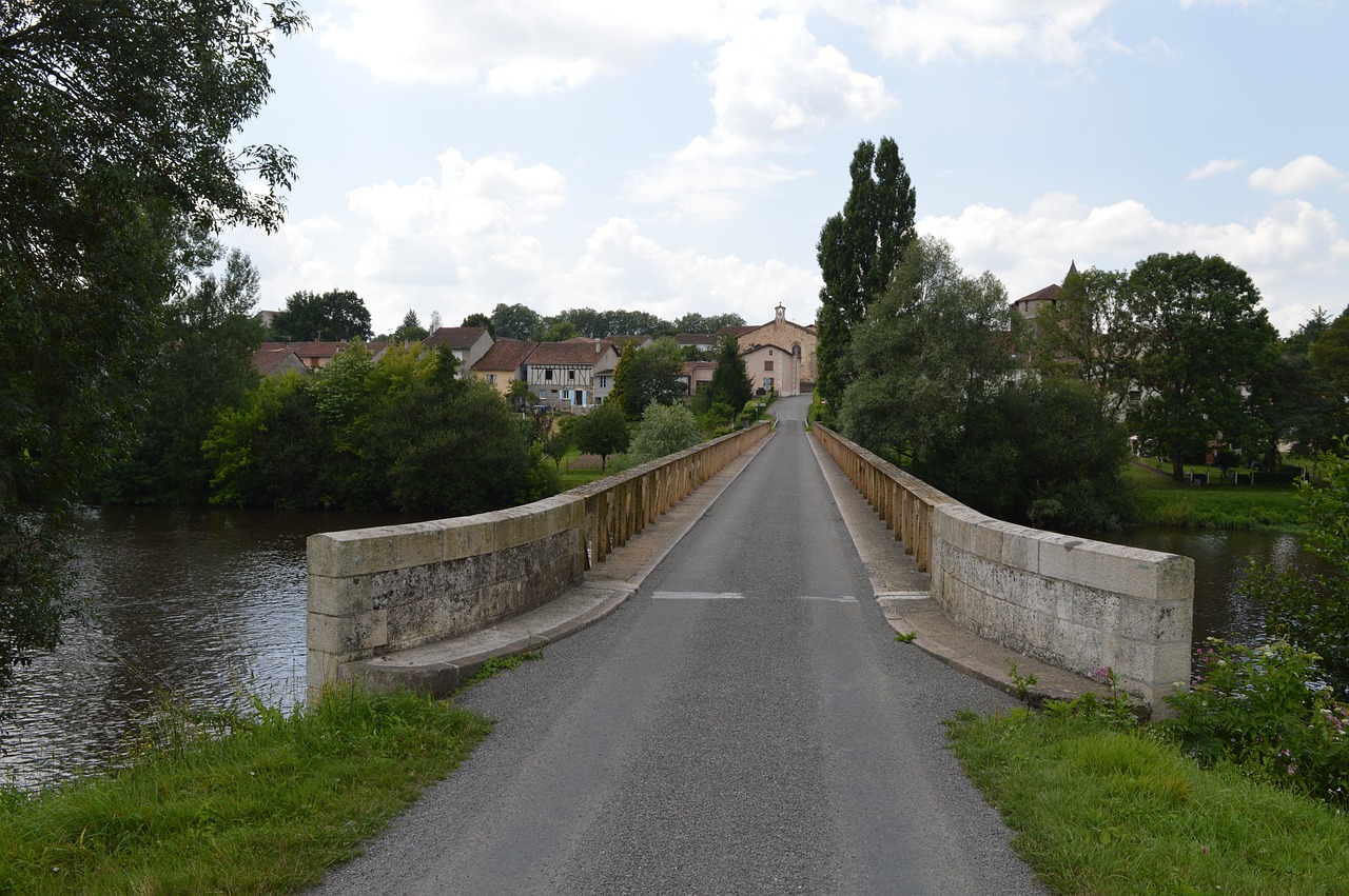 最新房租動(dòng)態(tài)，市場(chǎng)趨勢(shì)、影響因素與未來(lái)展望