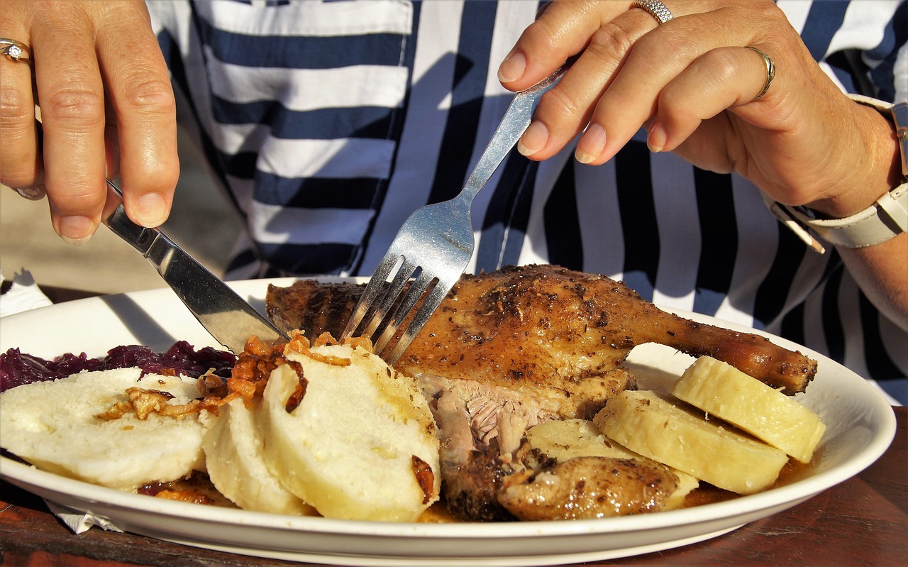 探索各地特色火鍋盛宴，全新火鍋大推薦盡享美食之旅