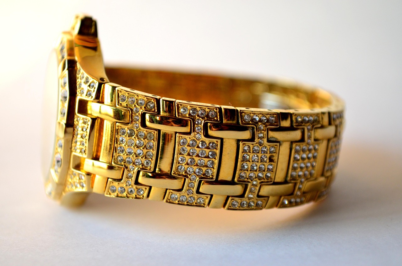 最新黃金戒指款式，時尚與經(jīng)典的完美融合