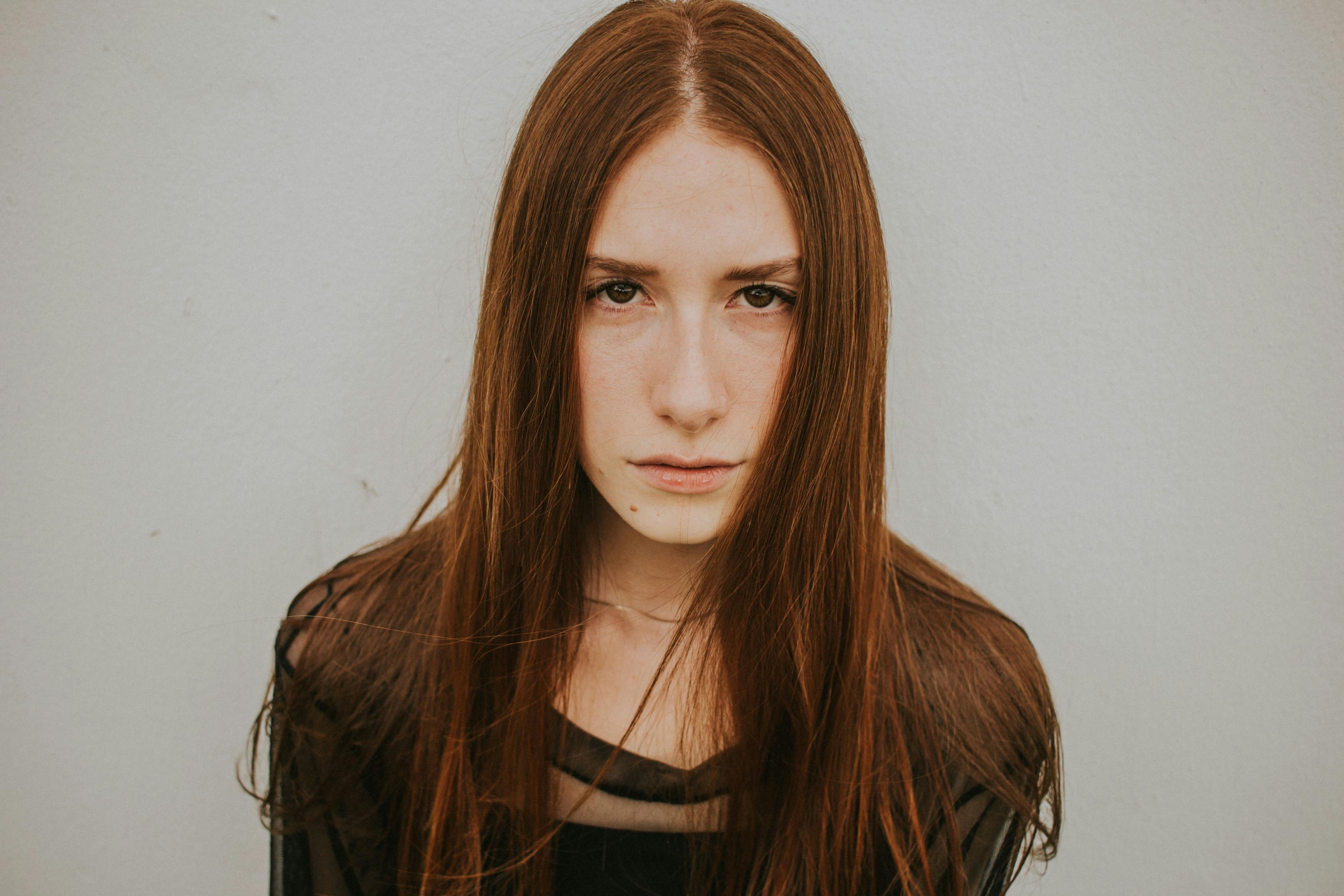 最新發(fā)尾燙發(fā)型指南，時尚魅力展現(xiàn)無遺