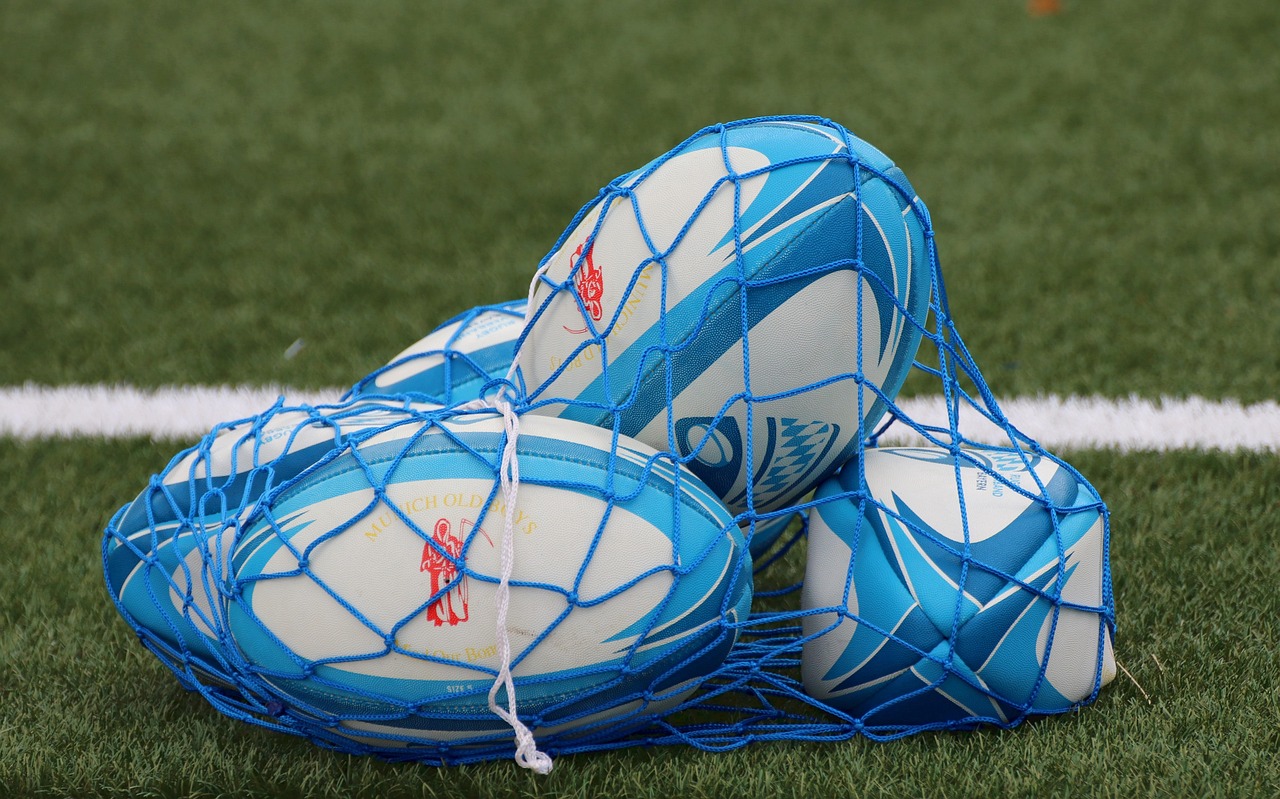 運(yùn)動(dòng)與影像的交融，球場(chǎng)外的電影世界