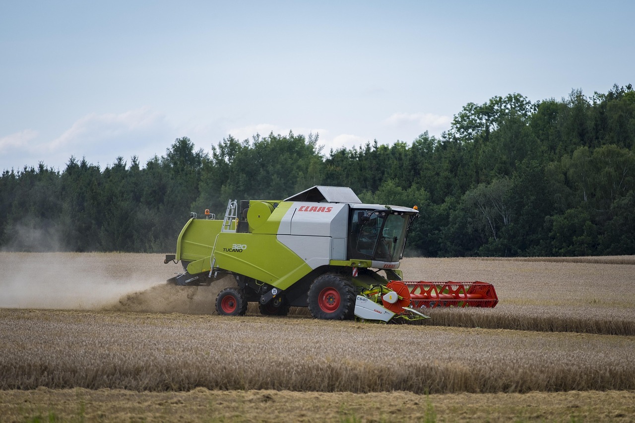 最新水稻收割機(jī)型號(hào)發(fā)布，引領(lǐng)農(nóng)業(yè)現(xiàn)代化新篇章開啟