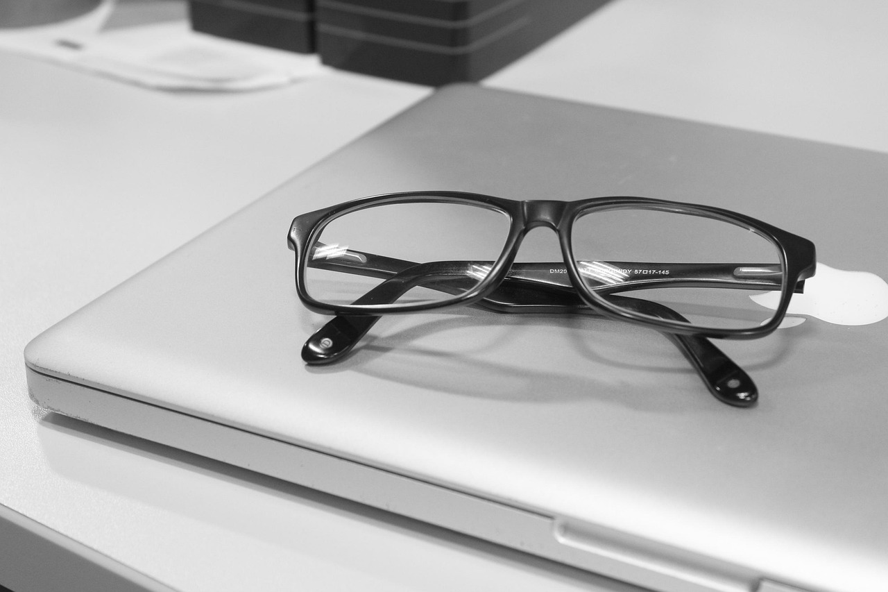 全面解析與指導(dǎo)，無(wú)掛鉤鑲牙的價(jià)格及費(fèi)用指導(dǎo)