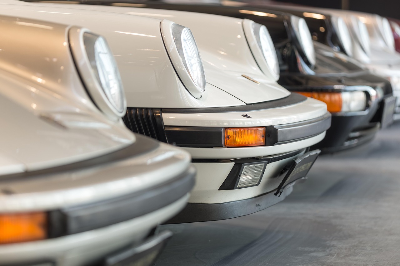 保時捷圖片及價格，豪華跑車典范的全方位展示