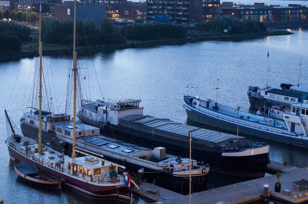 最新安卓手機(jī)航海電子圖，開啟海洋探索新視界