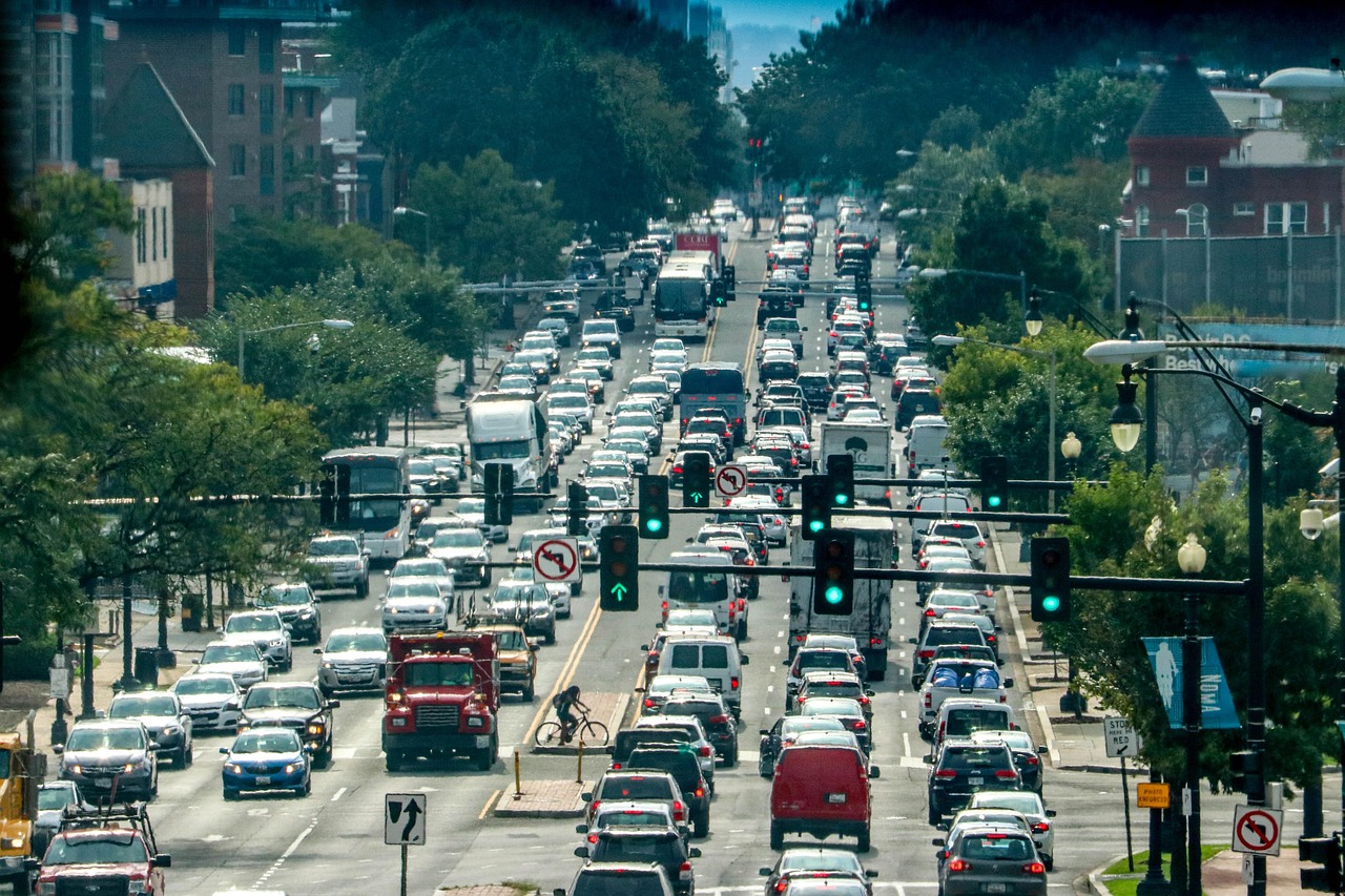 雅瑩集團(tuán)上市之路，探索突破，邁向資本市場